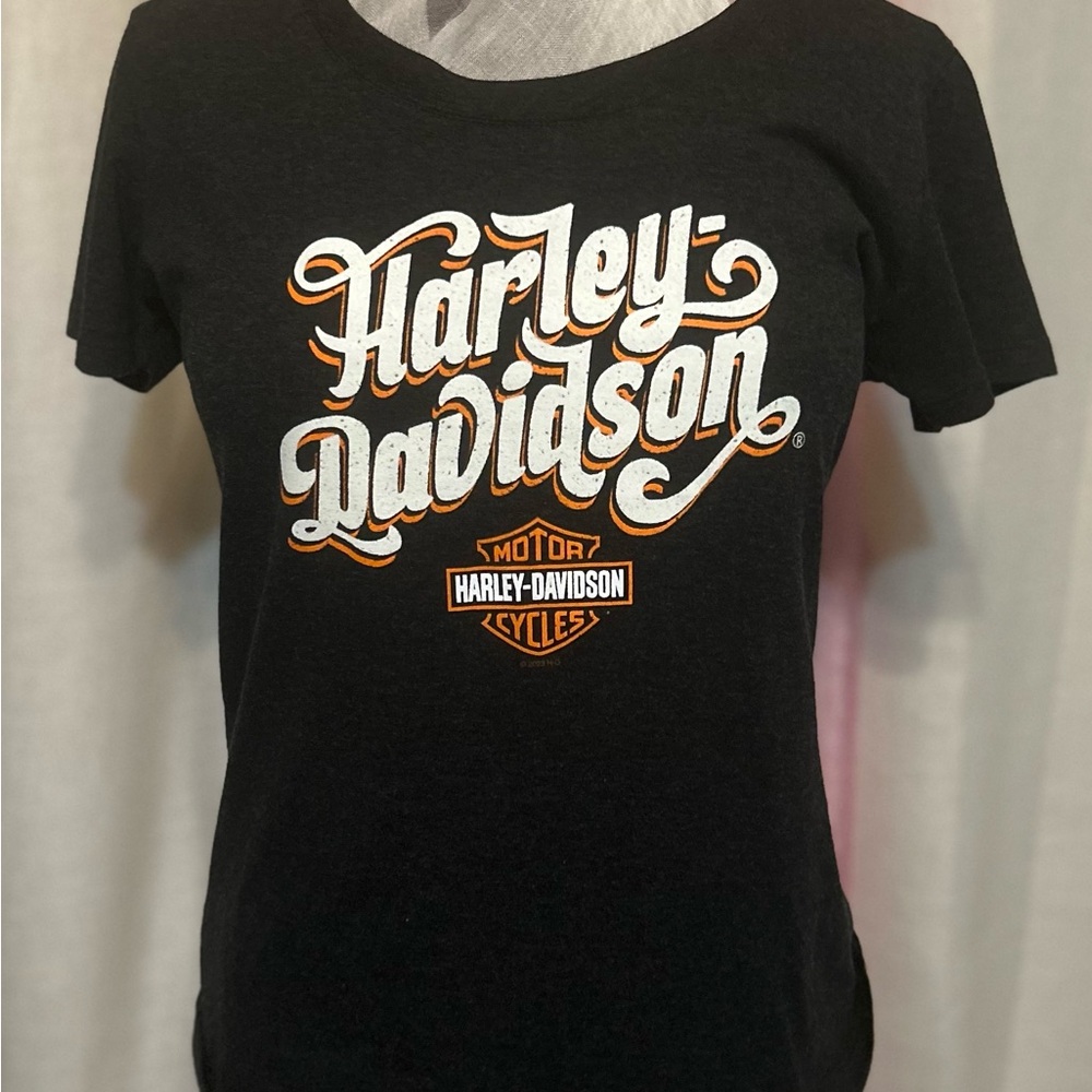 Ladies Harley Davidson dealer tshirt xxl